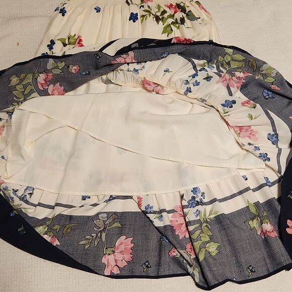NWOT, Calista navy/ivory floral border surplus tiered midi dress - Picture 8 of 11